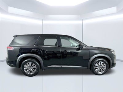 2026 Nissan Pathfinder S