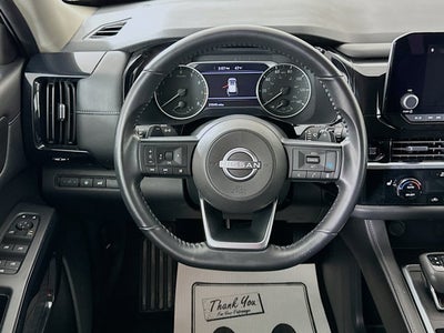 2025 Nissan Pathfinder SV FWD