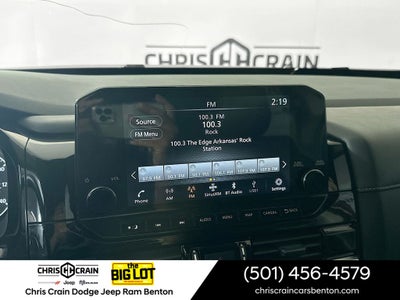 2024 Nissan Pathfinder SL FWD