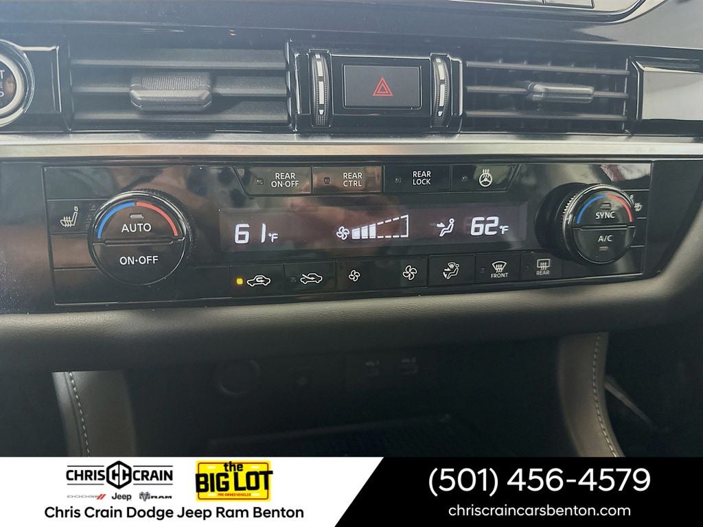 2024 Nissan Pathfinder SL FWD