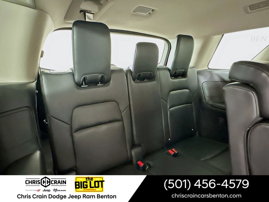 2024 Nissan Pathfinder SL FWD