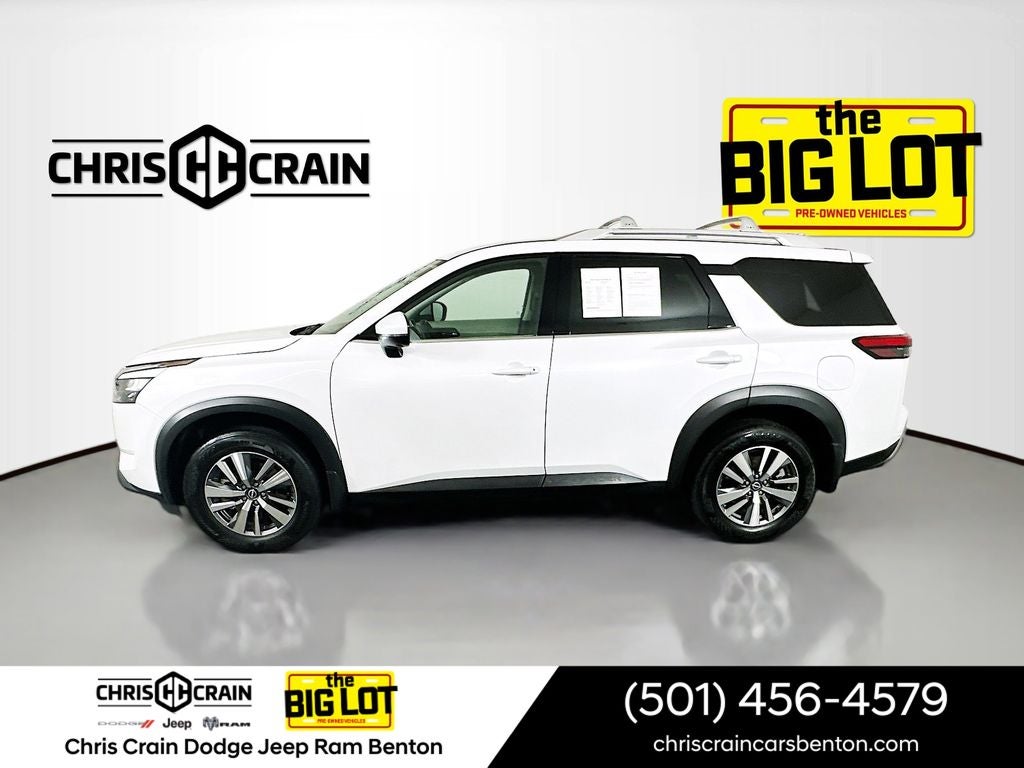 2025 Nissan Pathfinder SL 4WD