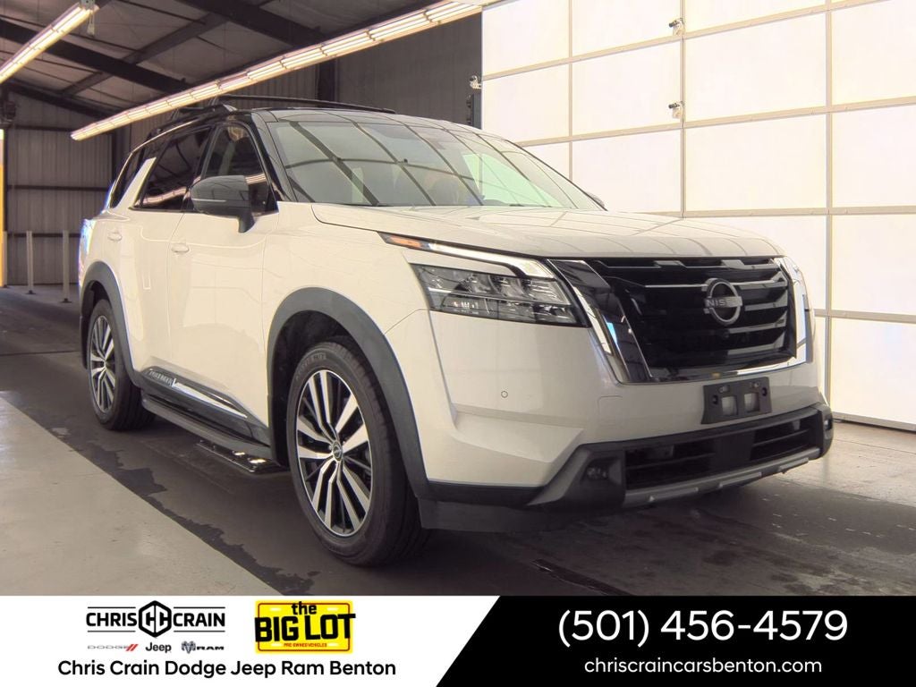 2023 Nissan Pathfinder Platinum 4WD