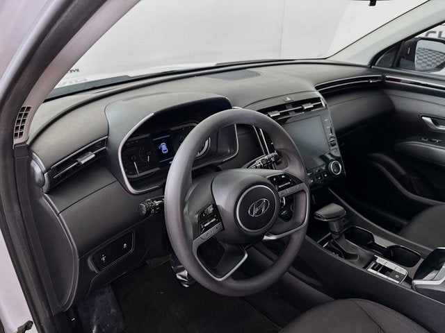 2022 Hyundai TUCSON SE