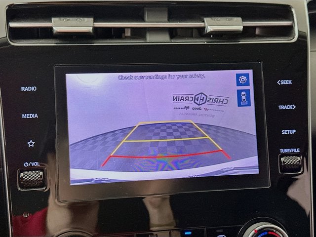 2022 Hyundai TUCSON SE