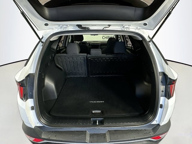 2022 Hyundai TUCSON SE