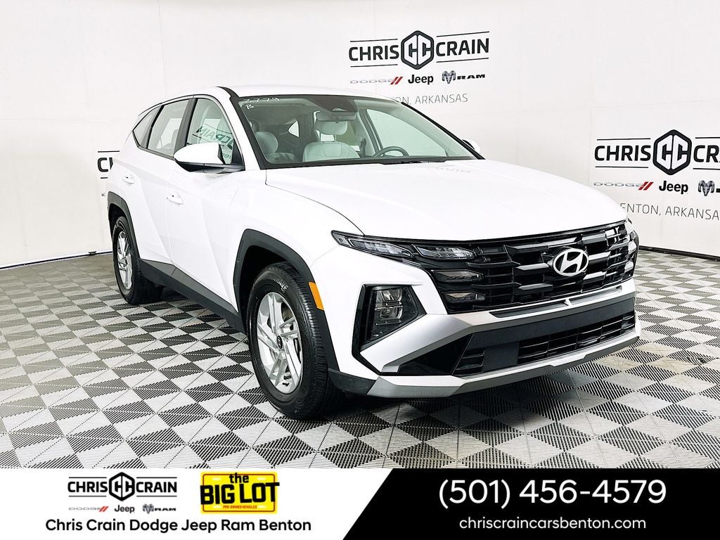 2025 Hyundai TUCSON SE