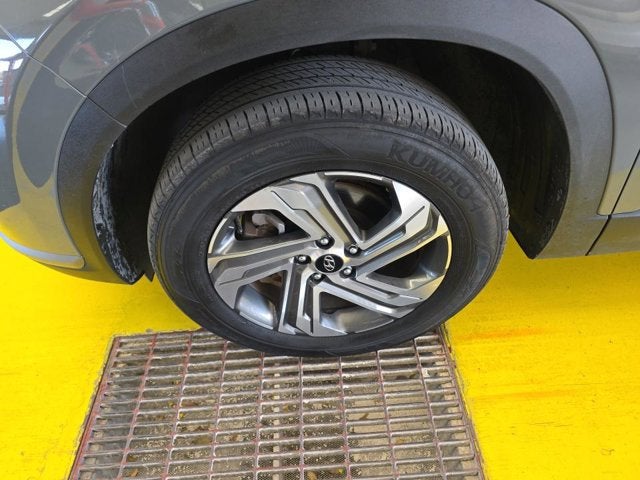 2023 Hyundai SANTA FE SE