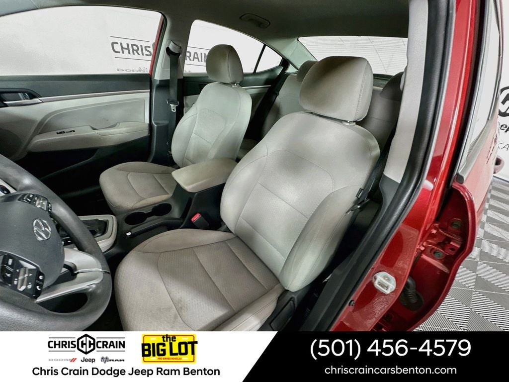 2019 Hyundai ELANTRA SEL