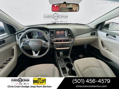 2018 Hyundai SONATA SE