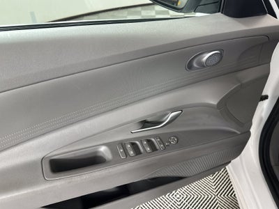 2021 Hyundai ELANTRA SE