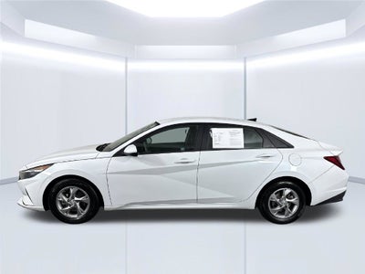 2021 Hyundai ELANTRA SE