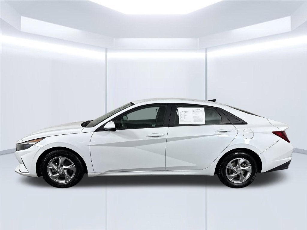 2021 Hyundai ELANTRA SE