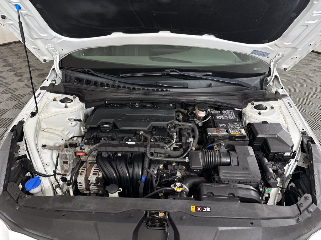 2021 Hyundai ELANTRA SE