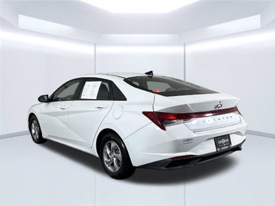 2021 Hyundai ELANTRA SE