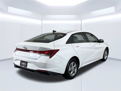 2021 Hyundai ELANTRA SE