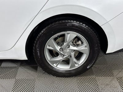 2021 Hyundai ELANTRA SE