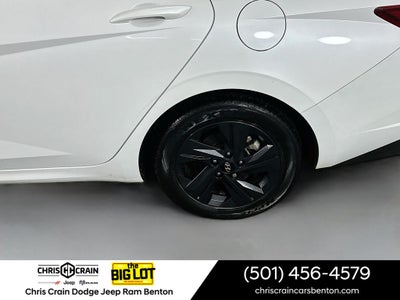 2023 Hyundai ELANTRA SEL