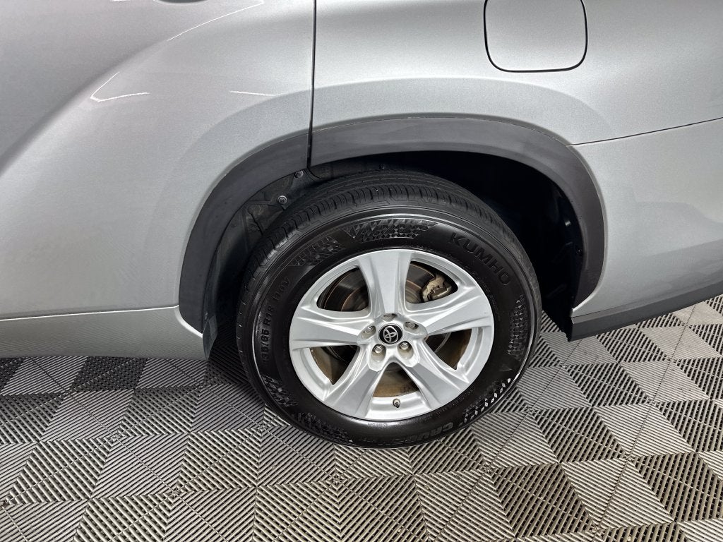 2020 Toyota Highlander L