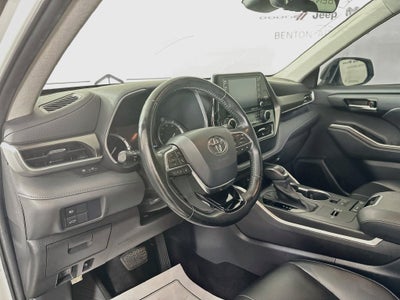 2021 Toyota Highlander XLE