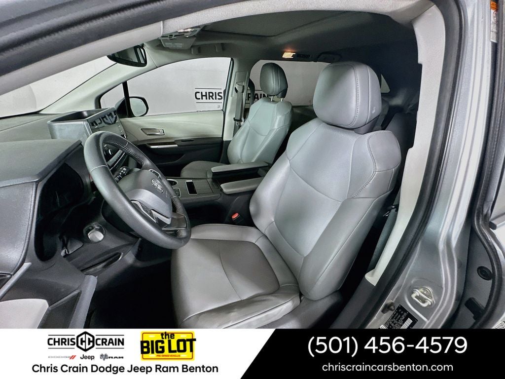 2021 Toyota Sienna XLE