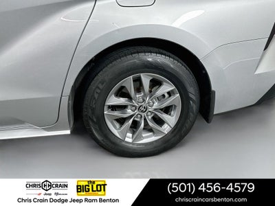 2021 Toyota Sienna XLE