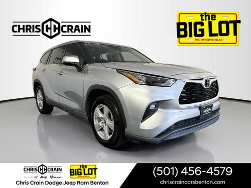 2022 Toyota Highlander LE