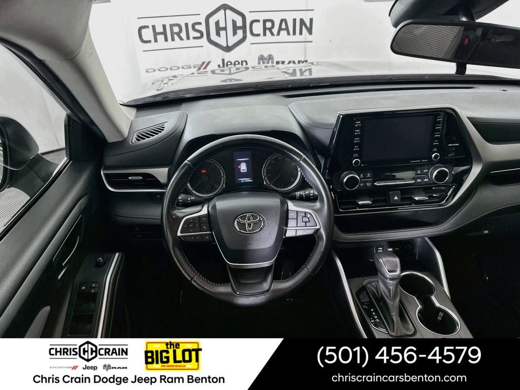 2022 Toyota Highlander LE