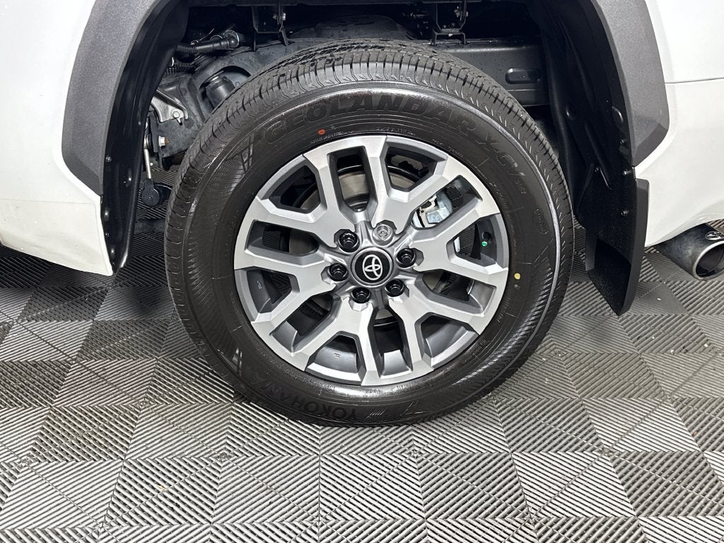 2026 Toyota Tundra Hybrid 1794 Edition CrewMax 5.5' Bed