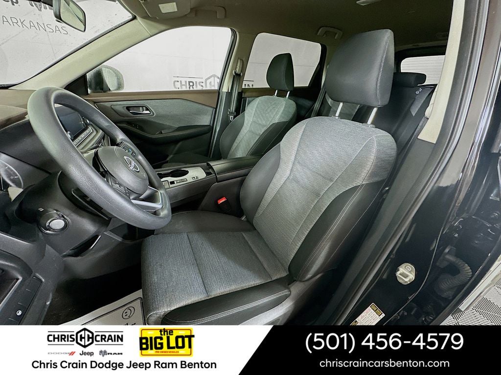 2023 Nissan Rogue SV FWD