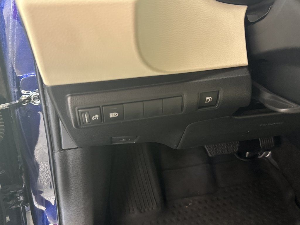 2024 Toyota Corolla Hybrid XLE