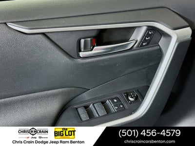 2025 Toyota RAV4 Hybrid XLE Premium