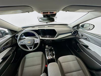 2025 Chevrolet Trax FWD LT