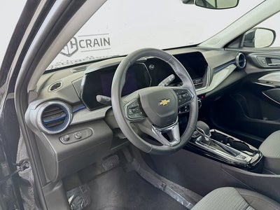 2025 Chevrolet Trax FWD LT