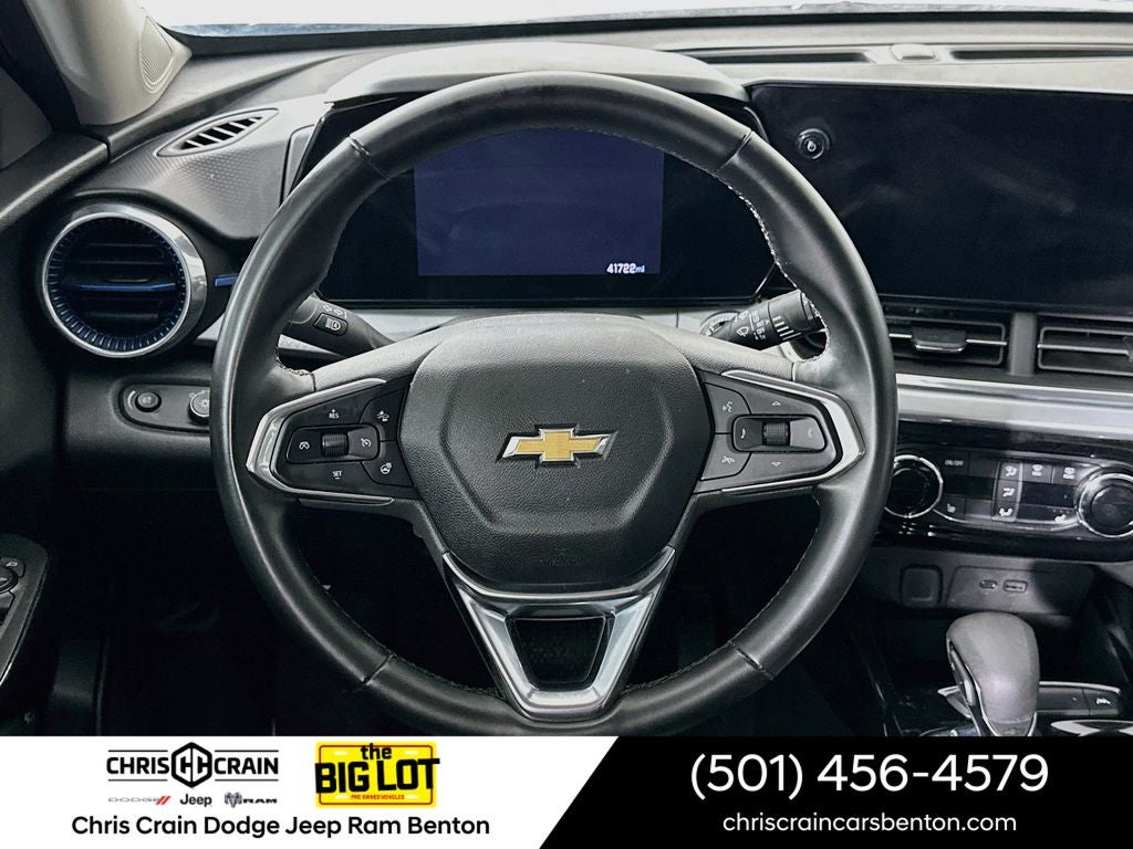 2025 Chevrolet Trax FWD LT
