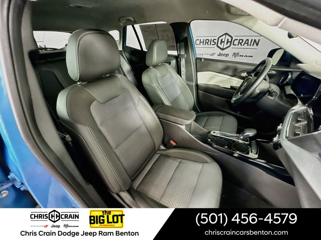 2025 Chevrolet Trax FWD LT