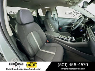 2023 Hyundai SONATA SE