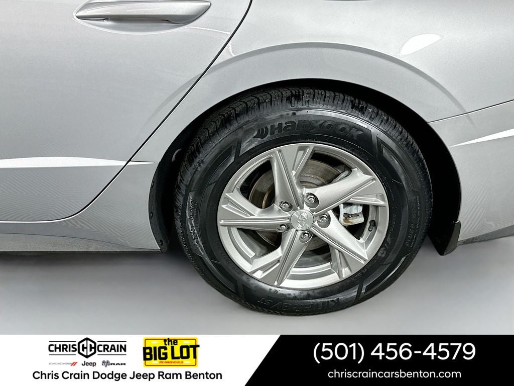 2023 Hyundai SONATA SE