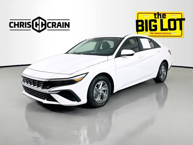2024 Hyundai ELANTRA SE