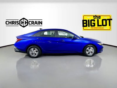 2024 Hyundai ELANTRA SE