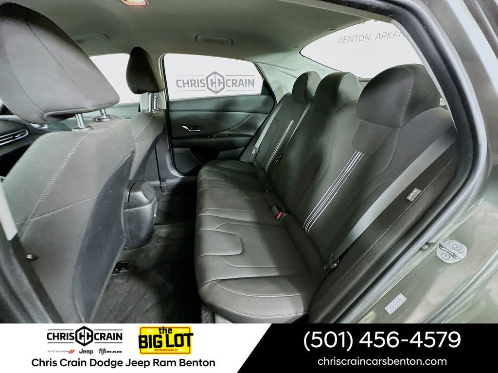 2024 Hyundai ELANTRA SEL