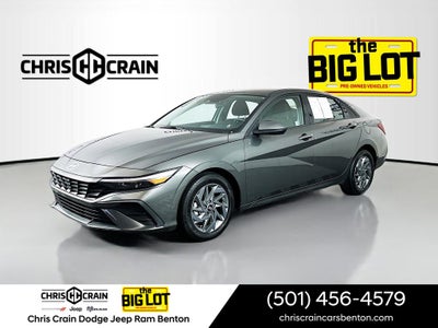 2024 Hyundai ELANTRA SEL