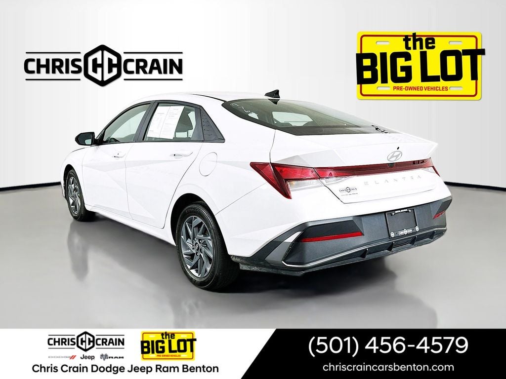 2024 Hyundai ELANTRA SEL