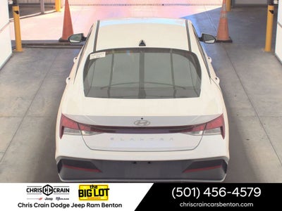 2024 Hyundai ELANTRA SEL