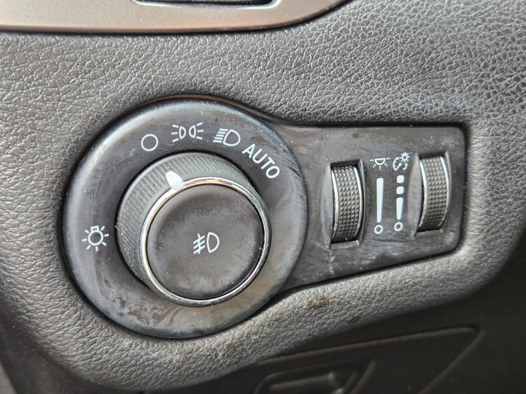 2021 Jeep Cherokee Latitude Plus FWD