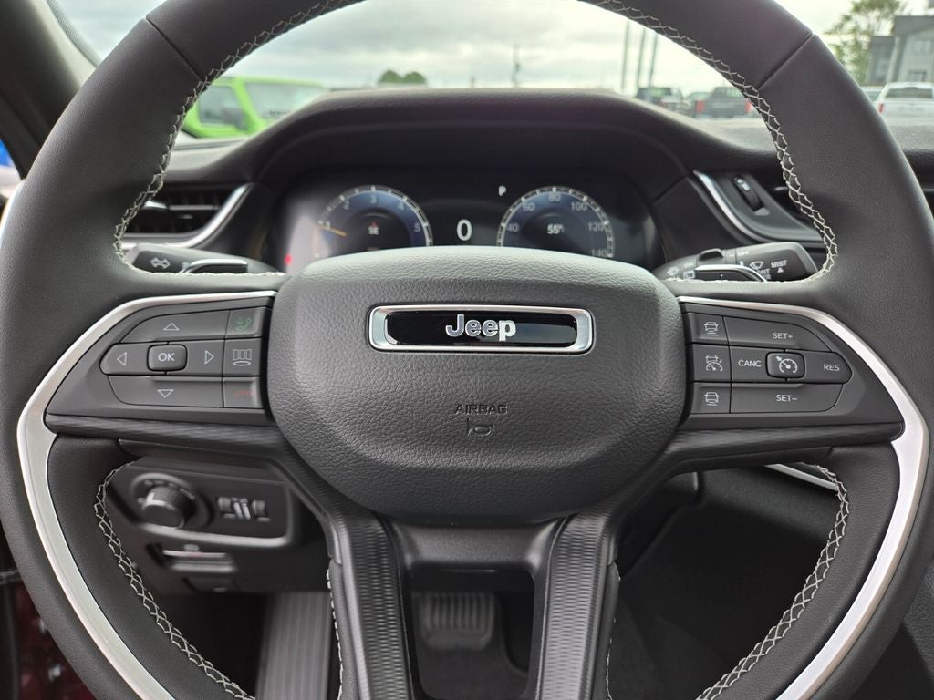 2025 Jeep Grand Cherokee Laredo X