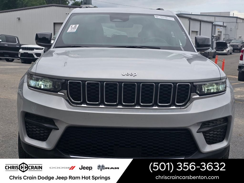 2025 Jeep Grand Cherokee Laredo X 4x2
