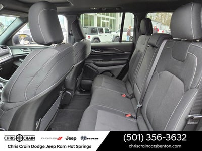 2025 Jeep Grand Cherokee Laredo X 4x4