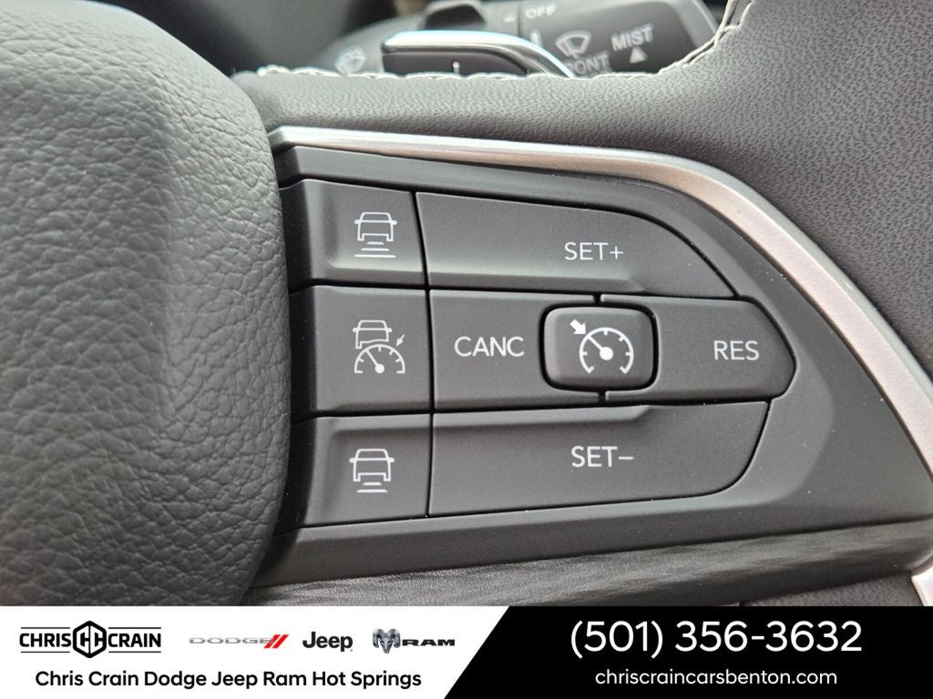 2025 Jeep Grand Cherokee Laredo X 4x4