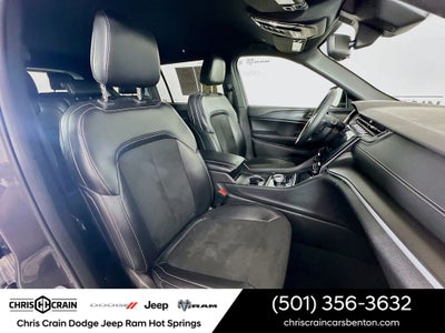 2024 Jeep Grand Cherokee L Altitude 4x4